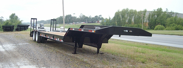 235LB_Equipment_Lowboy